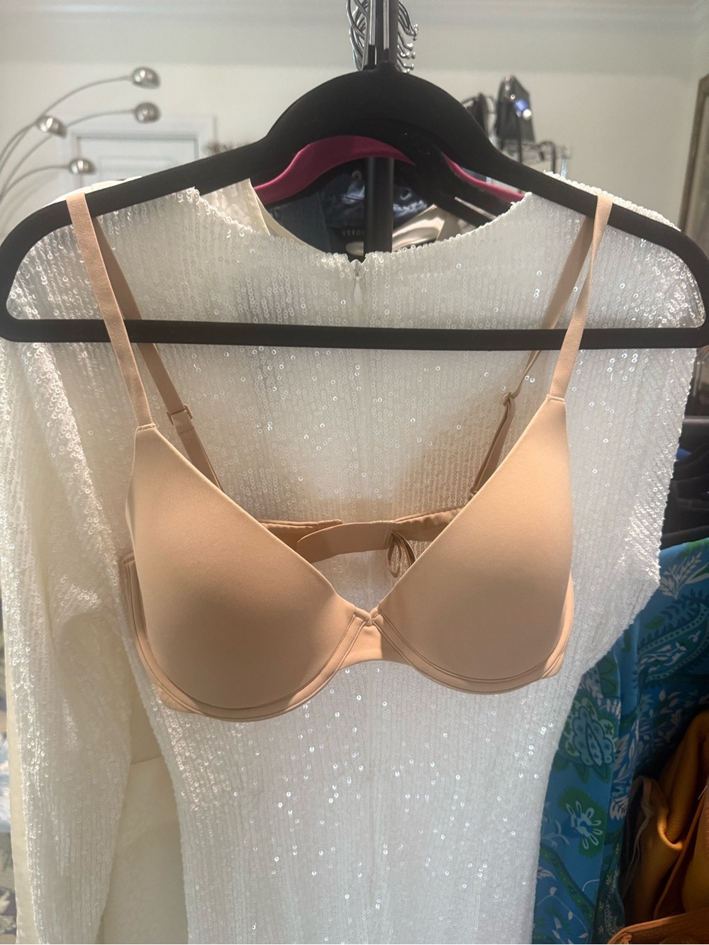 SKIMS Nude Smooth T-Shirt Bra